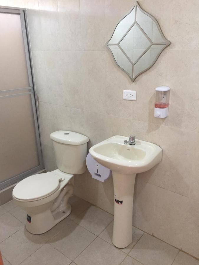 Tababela Airport B&B Zewnętrze zdjęcie